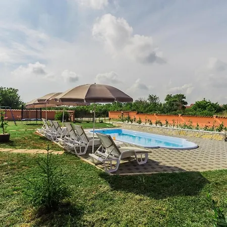 Mit Privatpool Fuer 6 Personen Ca 90 Qm In Pula, Istrien Istrische Riviera Pula